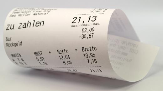 An important part of cash handling is providing customers with a receipt.